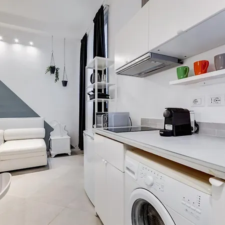 Bdc Alpha & Omega In Monti District With 2bath * روما