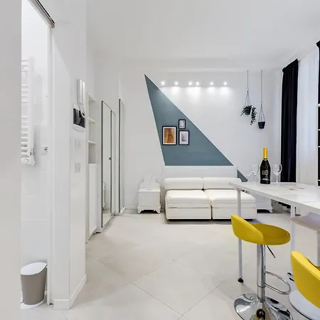 Bdc Alpha & Omega In Monti District With 2bath