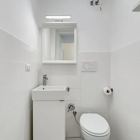 Bdc Alpha & Omega In Monti District With 2bath Apartman