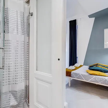 Bdc Alpha & Omega In Monti District With 2bath Apartmán