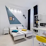 Bdc Alpha & Omega In Monti District With 2bath شقة